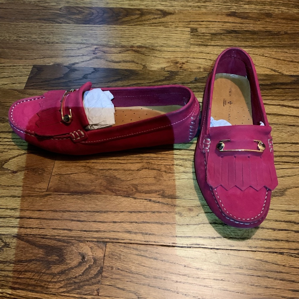 Red moccasins